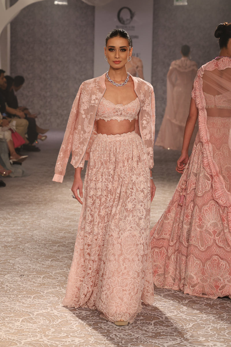 Blush Urban Chic