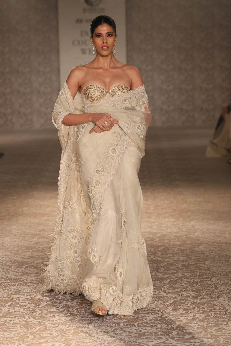 The Aurora Sari