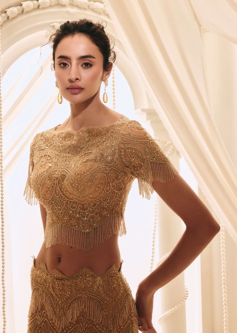 Gilded Poise