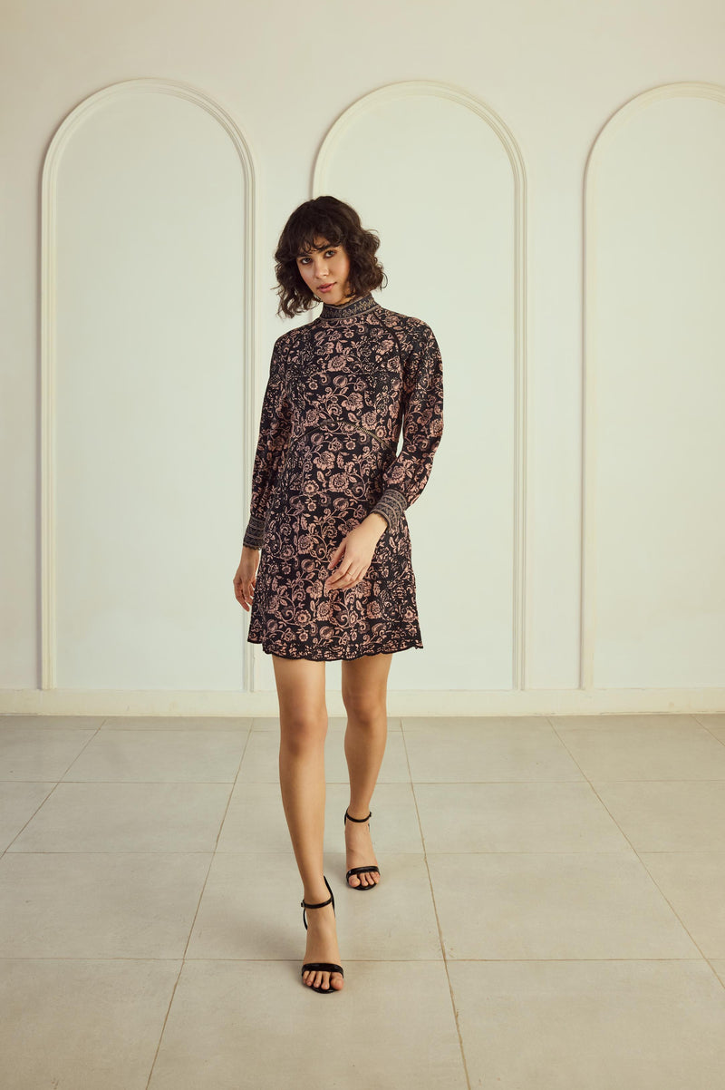 The Noire Jardin Dress
